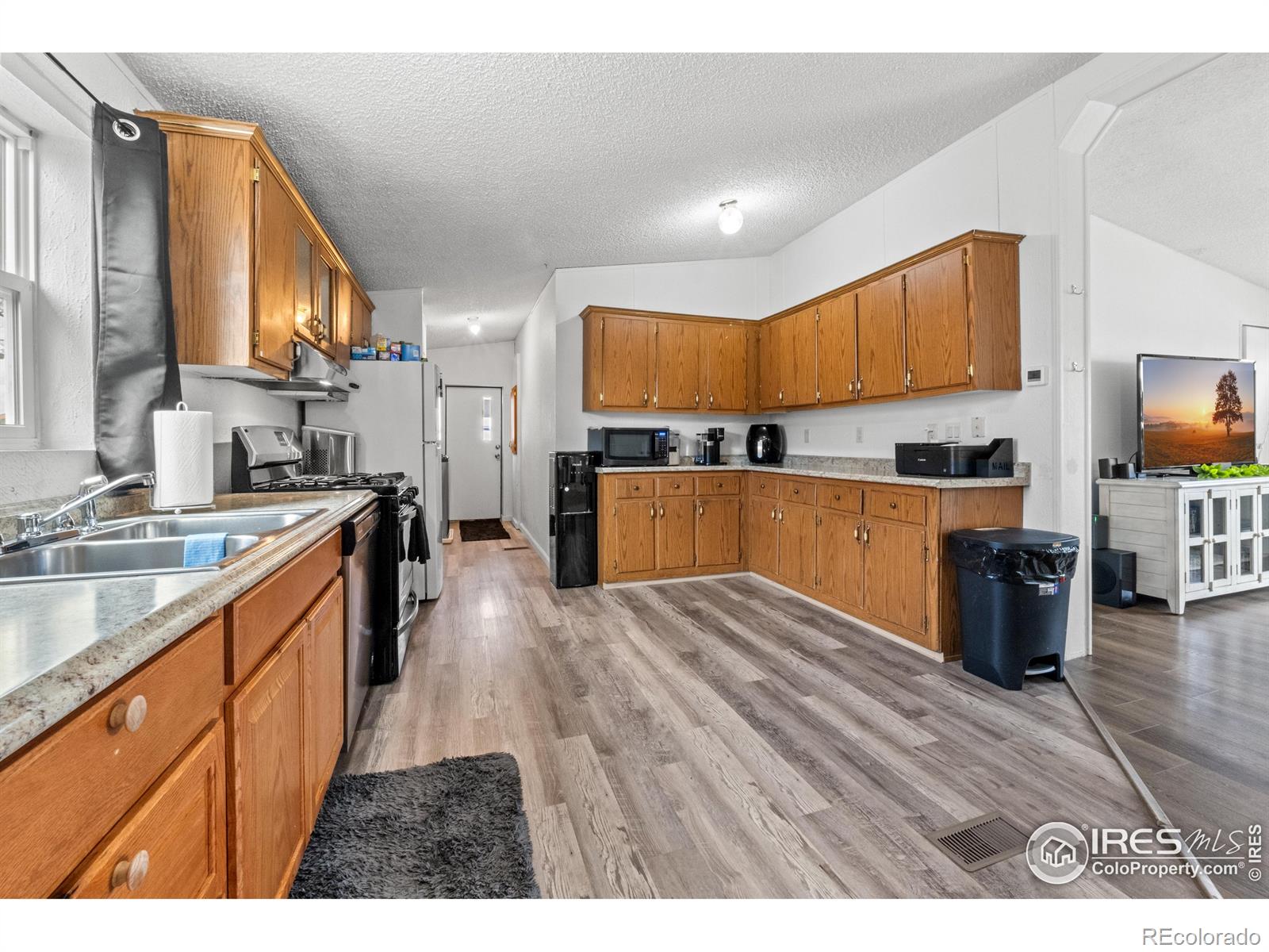 MLS Image #19 for 332  circle drive,fort morgan, Colorado