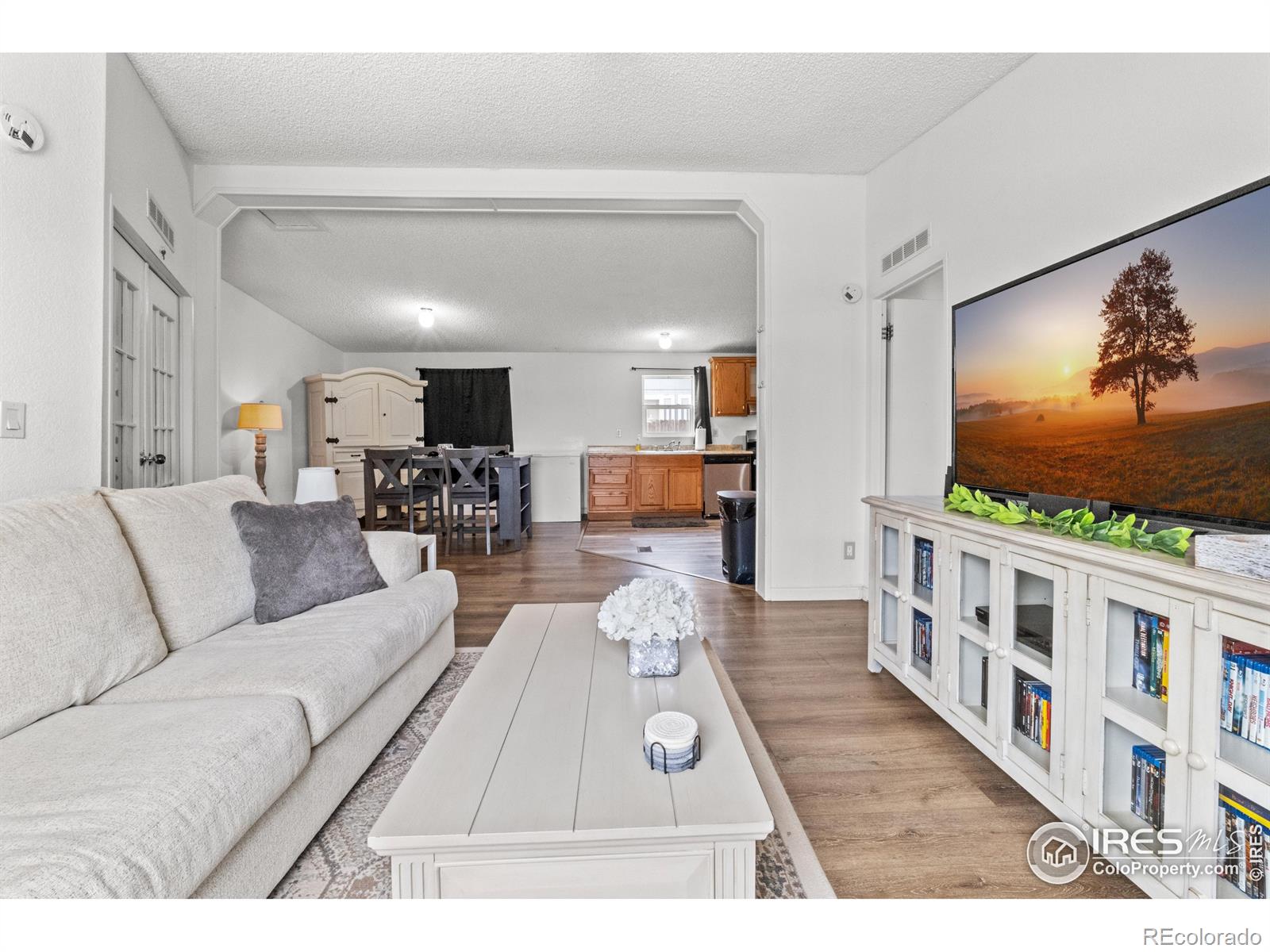 MLS Image #5 for 332  circle drive,fort morgan, Colorado