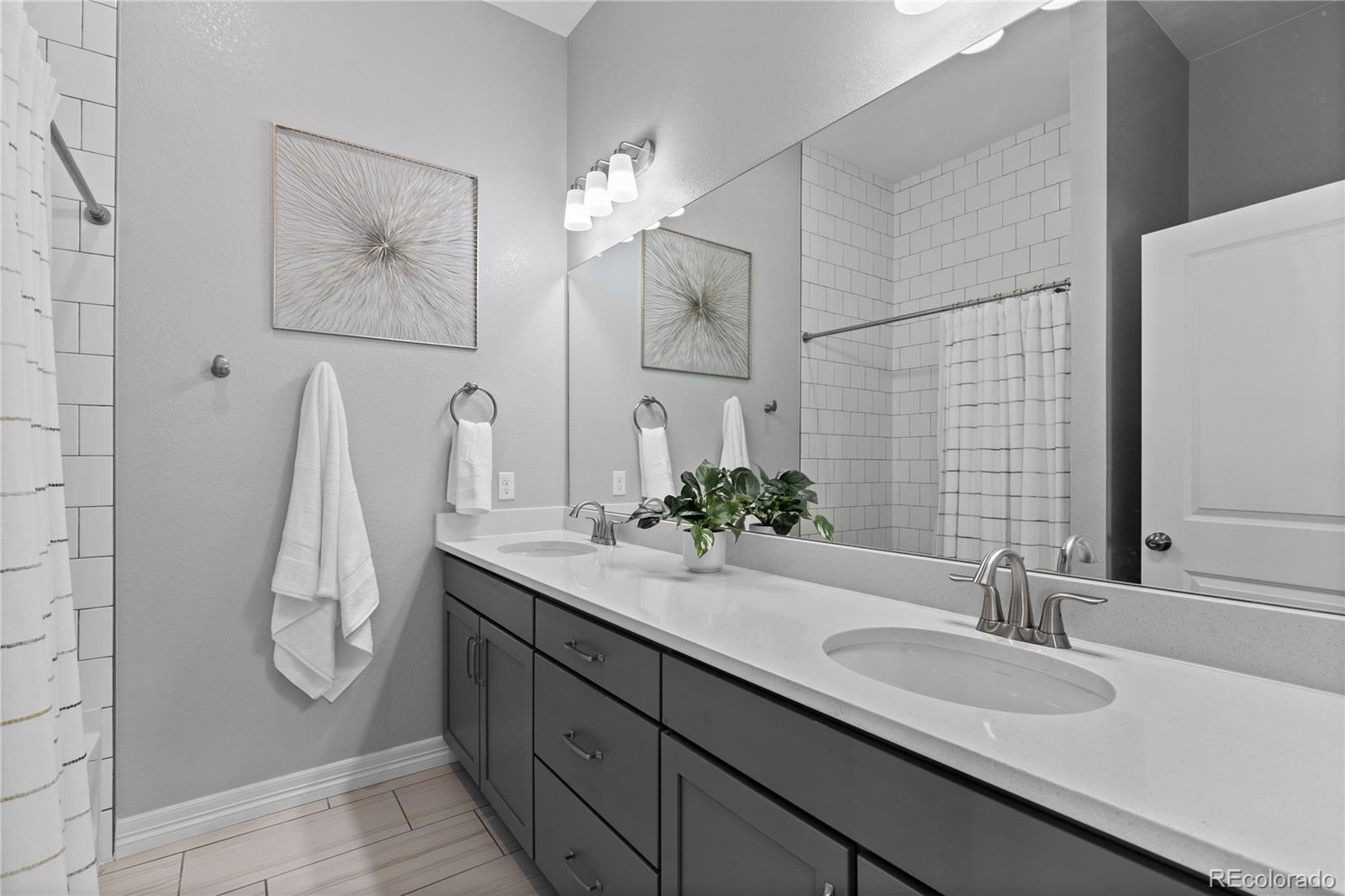 MLS Image #17 for 20603 e 50th place,denver, Colorado