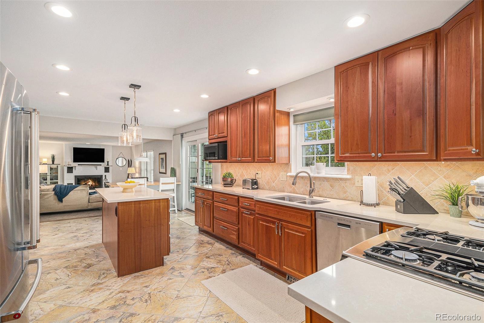 MLS Image #19 for 6871 s himalaya way,centennial, Colorado