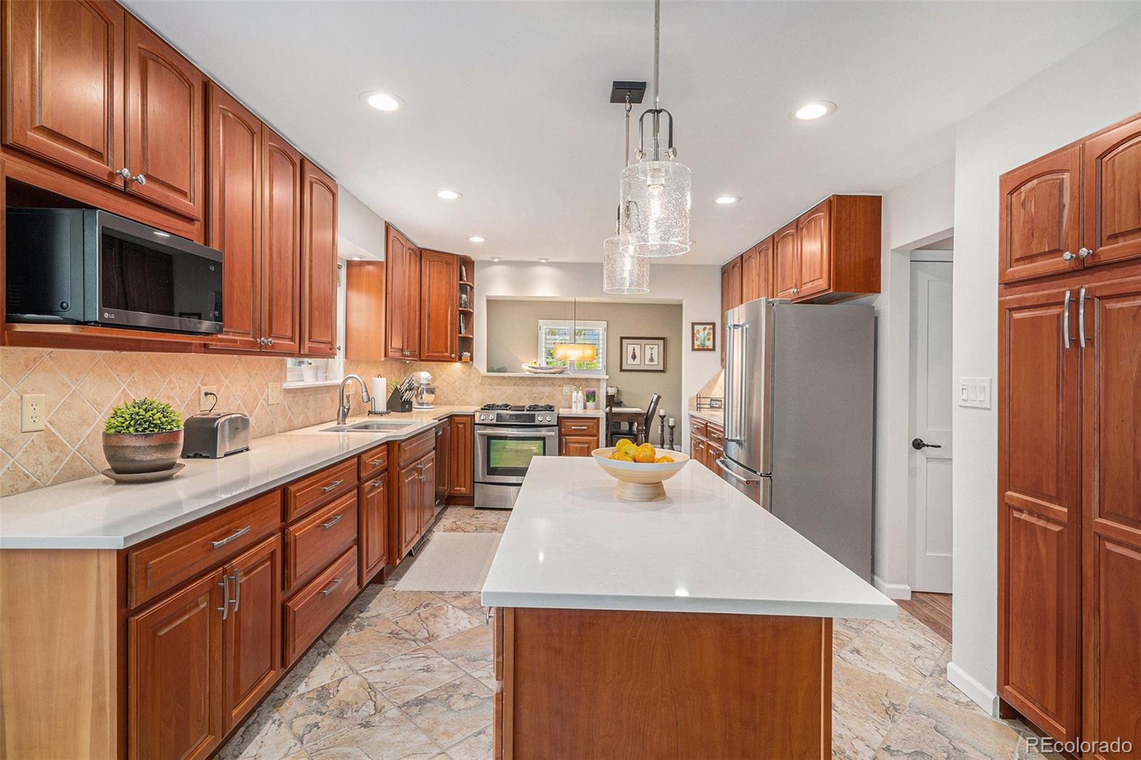 MLS Image #22 for 6871 s himalaya way,centennial, Colorado
