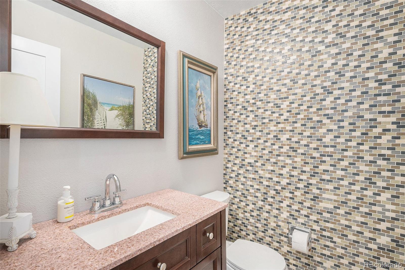 MLS Image #27 for 6871 s himalaya way,centennial, Colorado