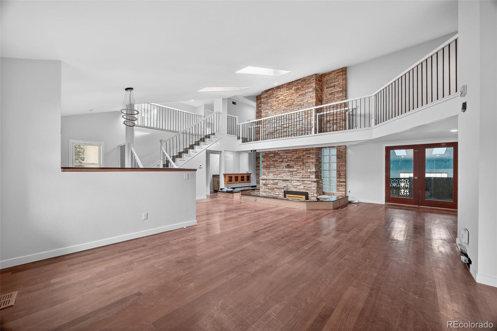 MLS Image #1 for 4180 s monaco parkway,denver, Colorado