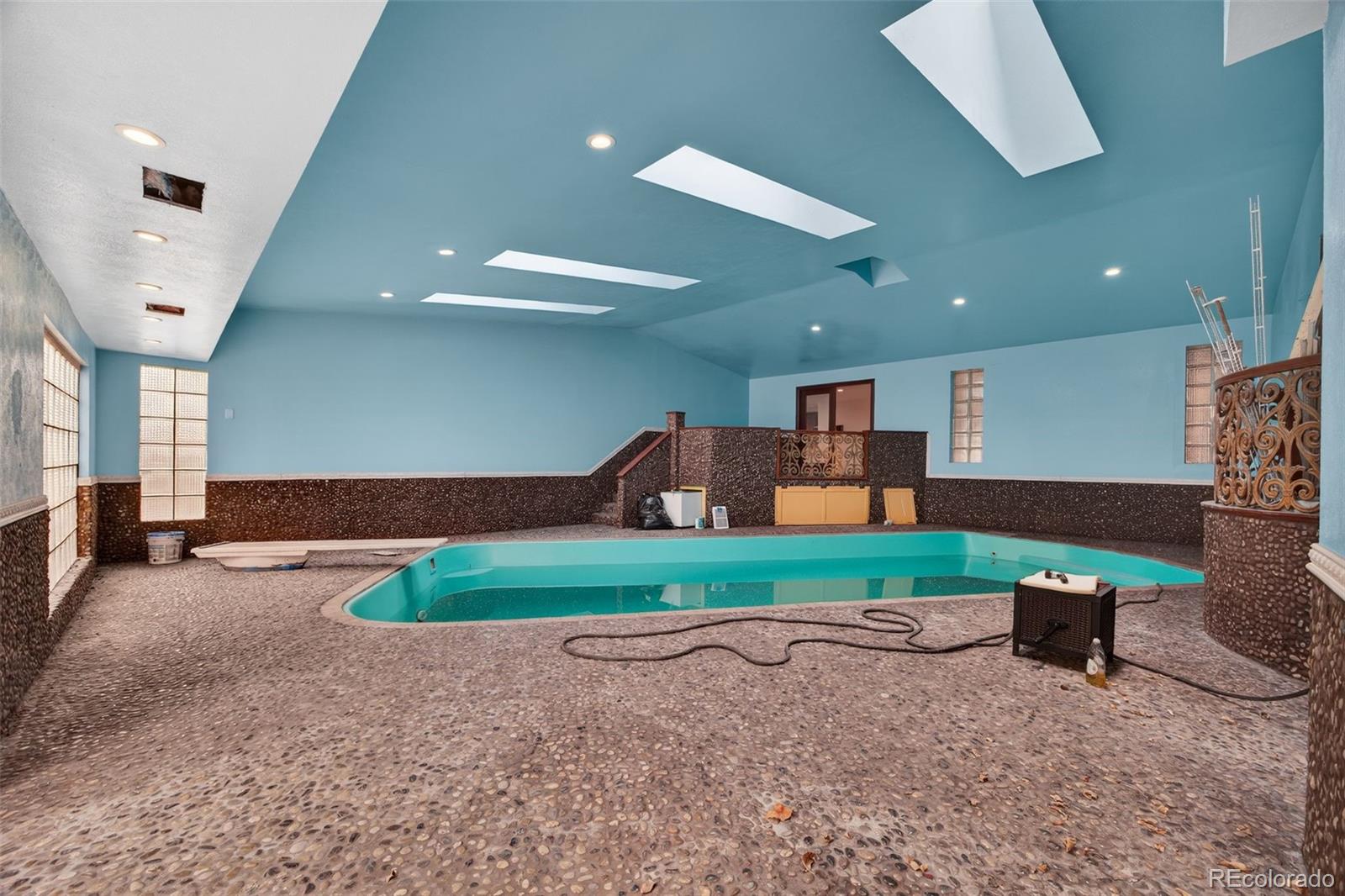 MLS Image #13 for 4180 s monaco parkway,denver, Colorado