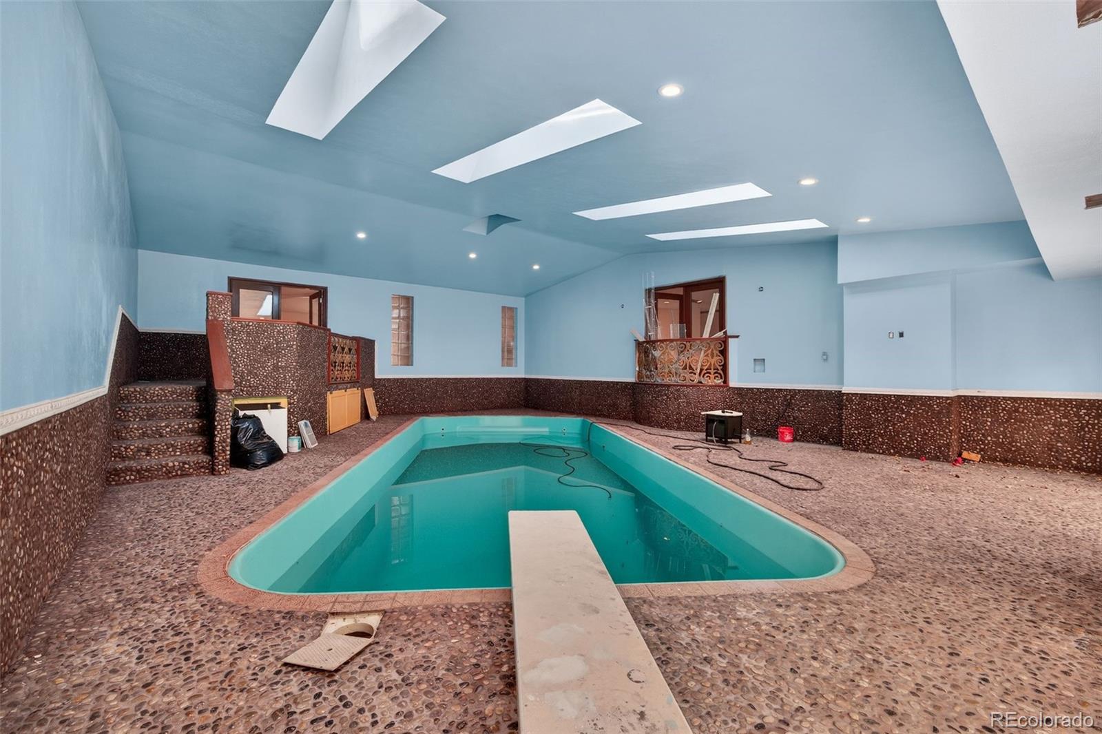 MLS Image #14 for 4180 s monaco parkway,denver, Colorado