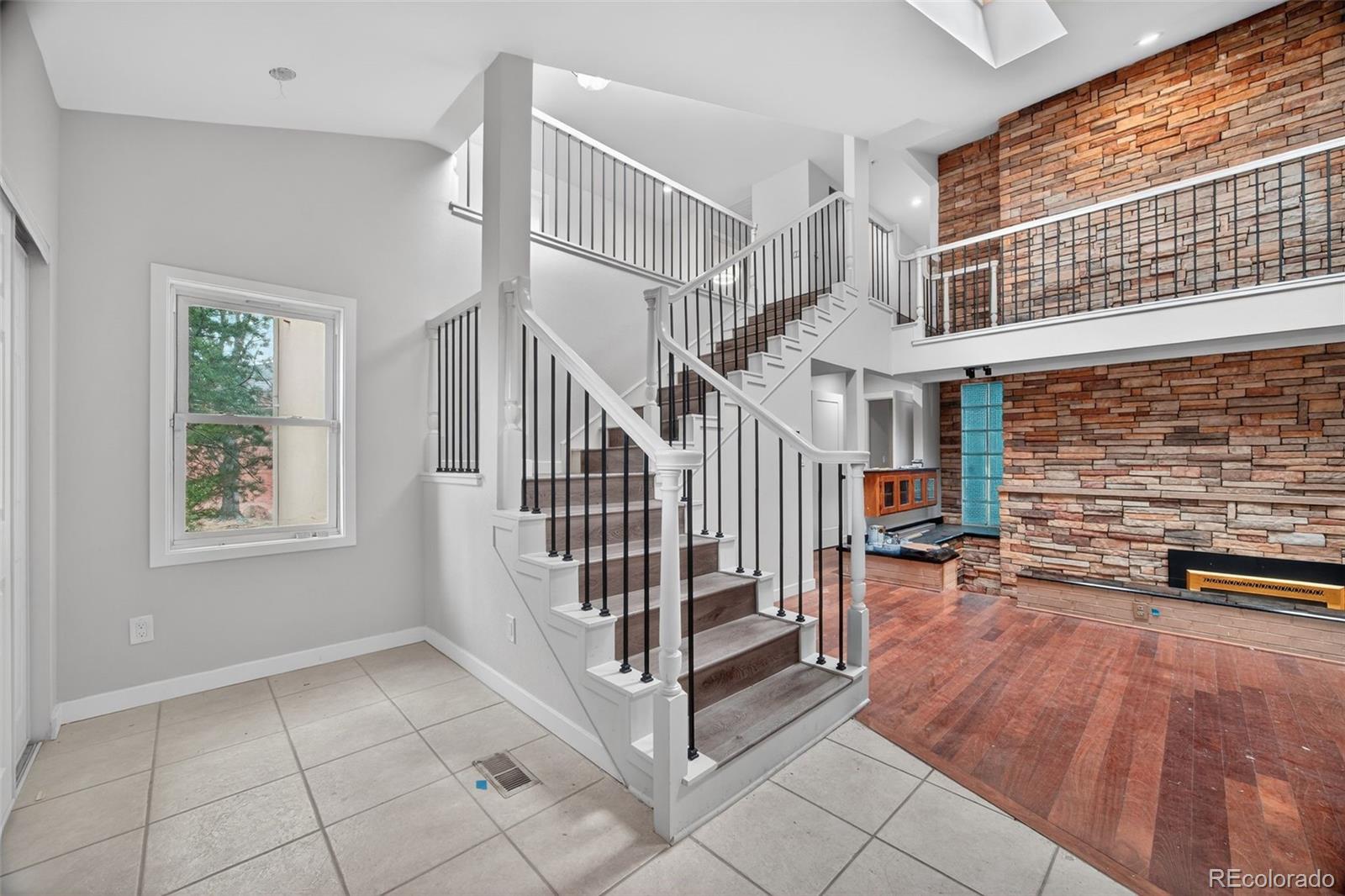 MLS Image #2 for 4180 s monaco parkway,denver, Colorado