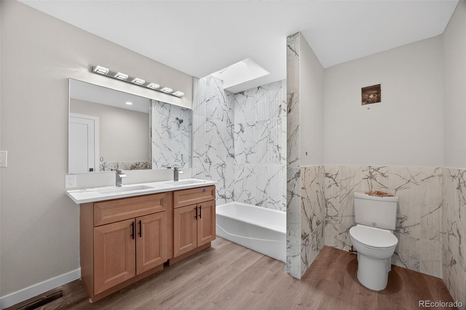 MLS Image #28 for 4180 s monaco parkway,denver, Colorado