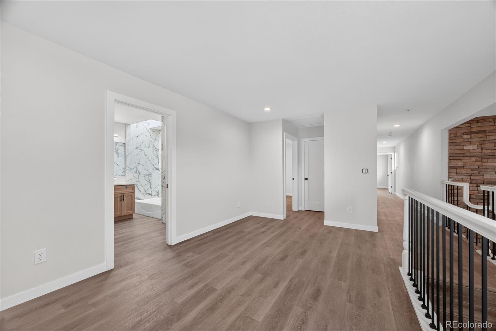 MLS Image #31 for 4180 s monaco parkway,denver, Colorado