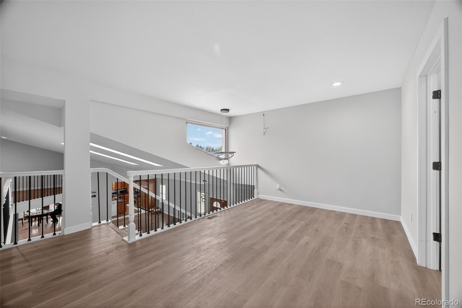 MLS Image #32 for 4180 s monaco parkway,denver, Colorado