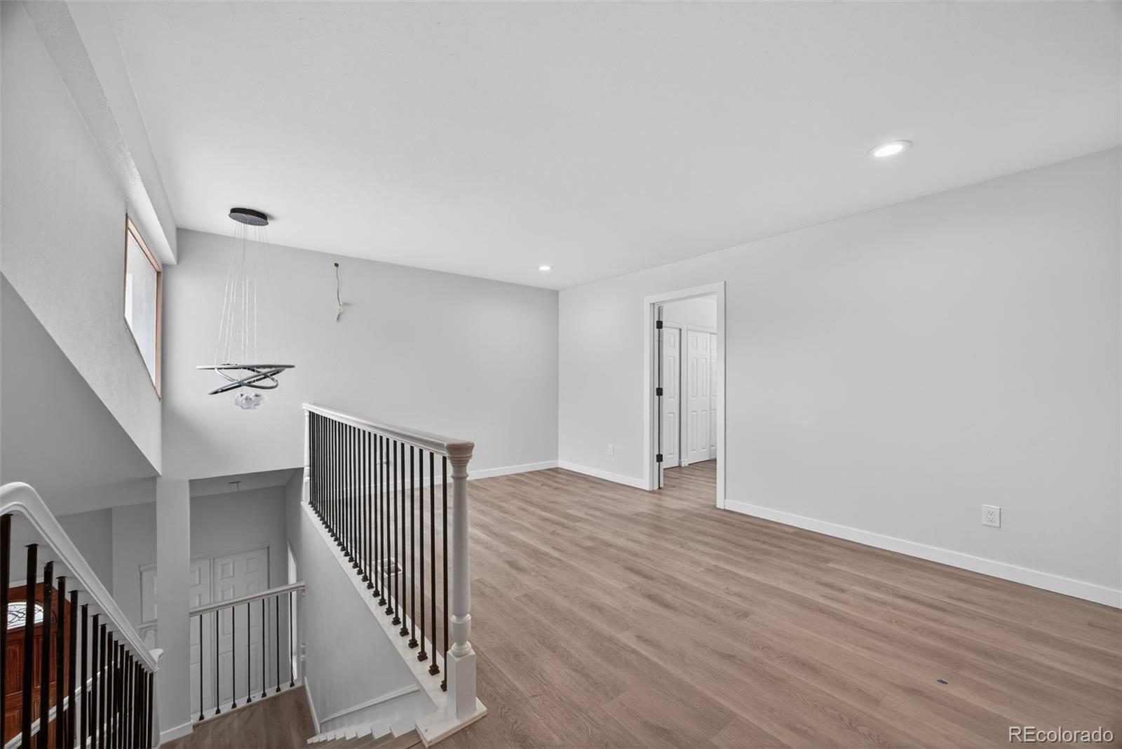 MLS Image #33 for 4180 s monaco parkway,denver, Colorado