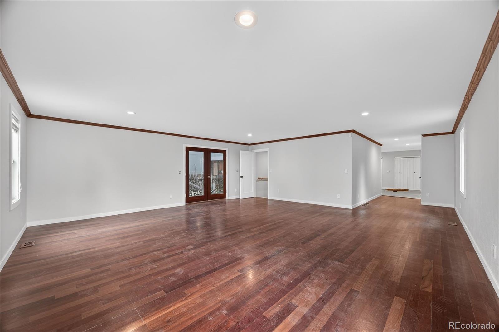 MLS Image #39 for 4180 s monaco parkway,denver, Colorado