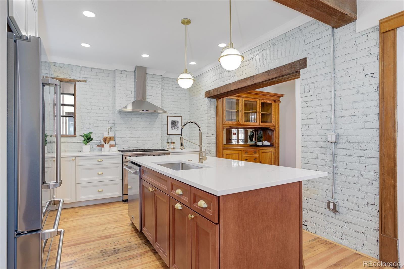 MLS Image #13 for 729 e 10th avenue,denver, Colorado