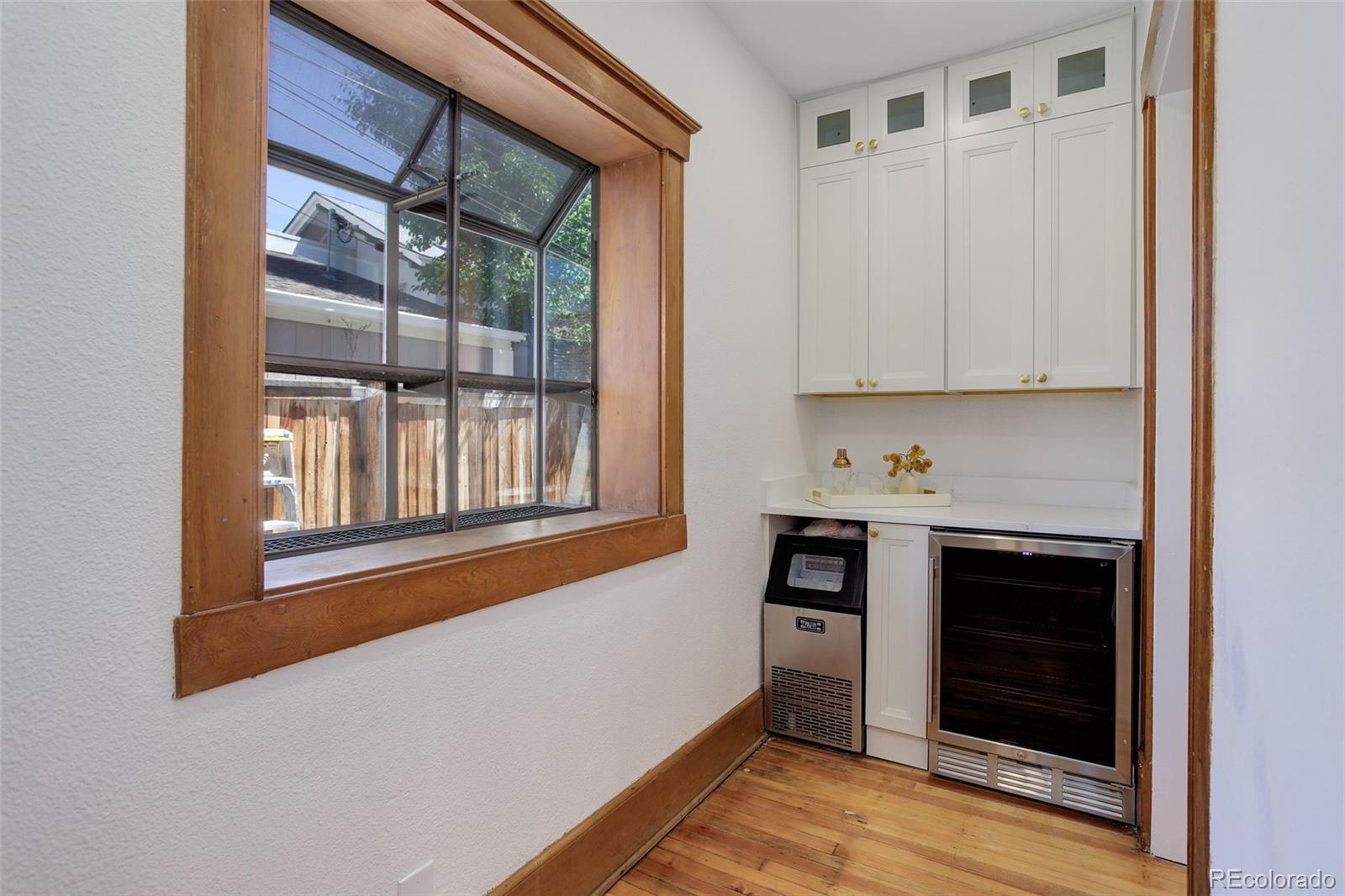 MLS Image #14 for 729 e 10th avenue,denver, Colorado