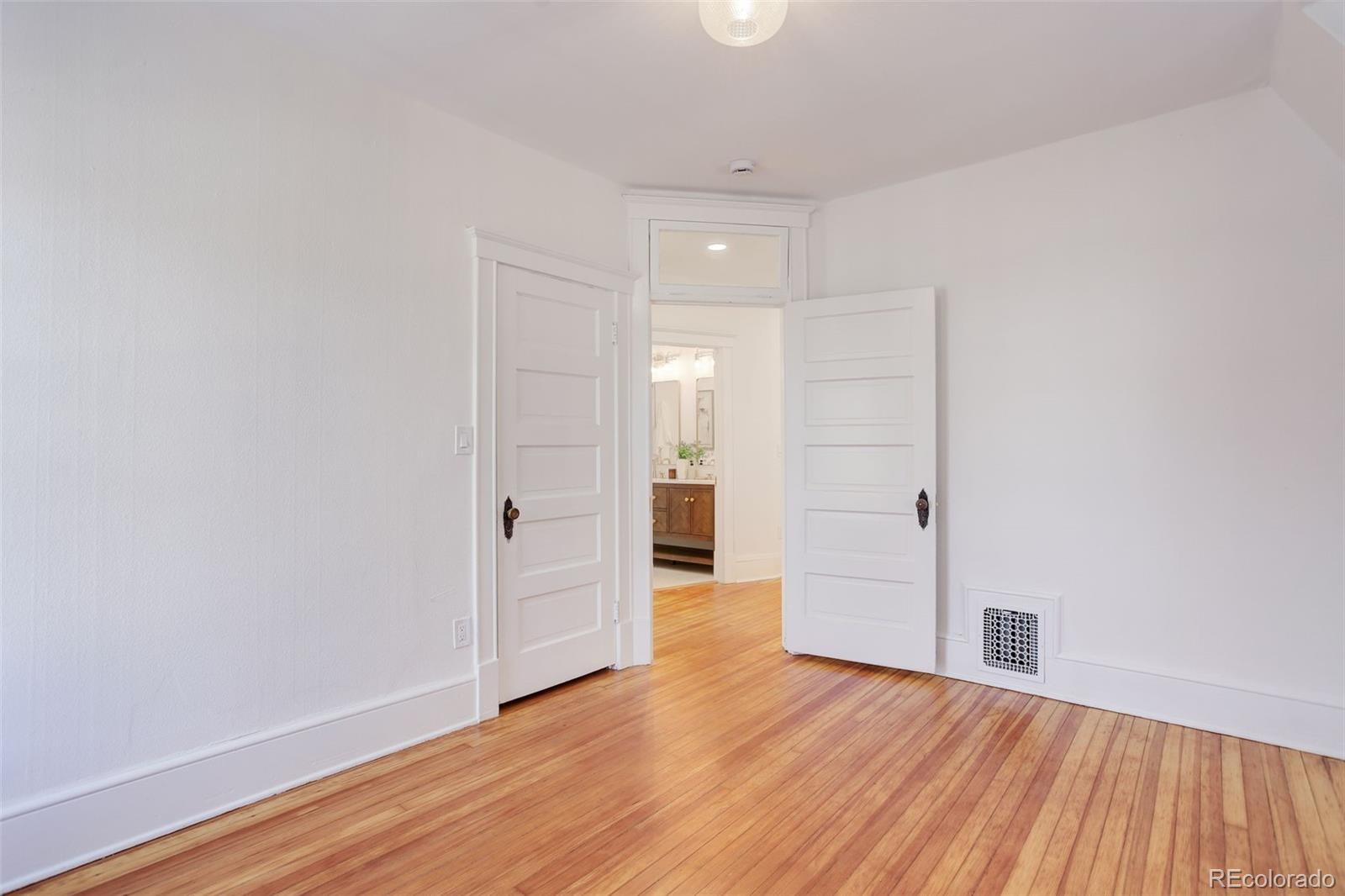 MLS Image #37 for 729 e 10th avenue,denver, Colorado