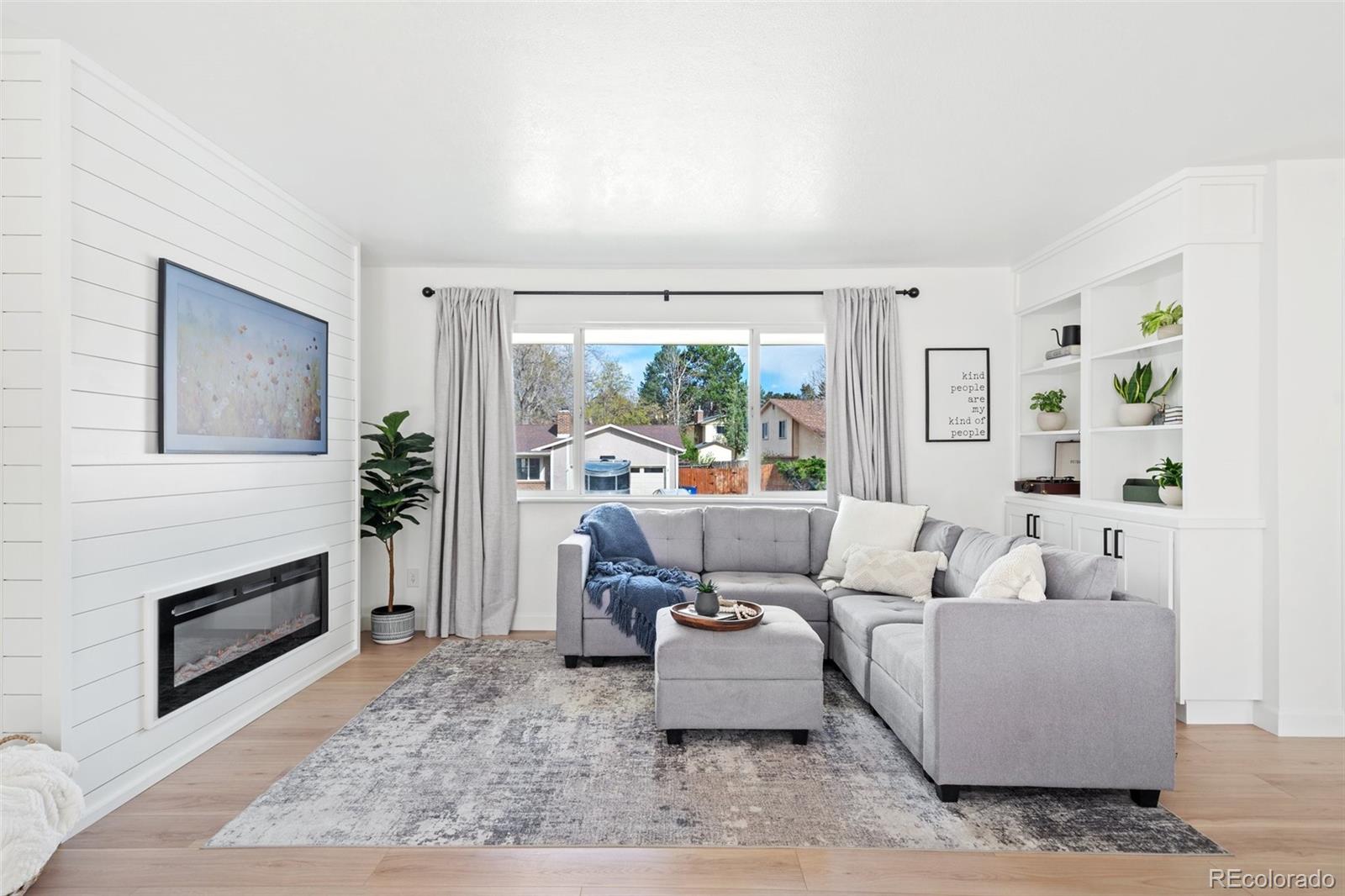 MLS Image #2 for 3135  raindrop drive,colorado springs, Colorado