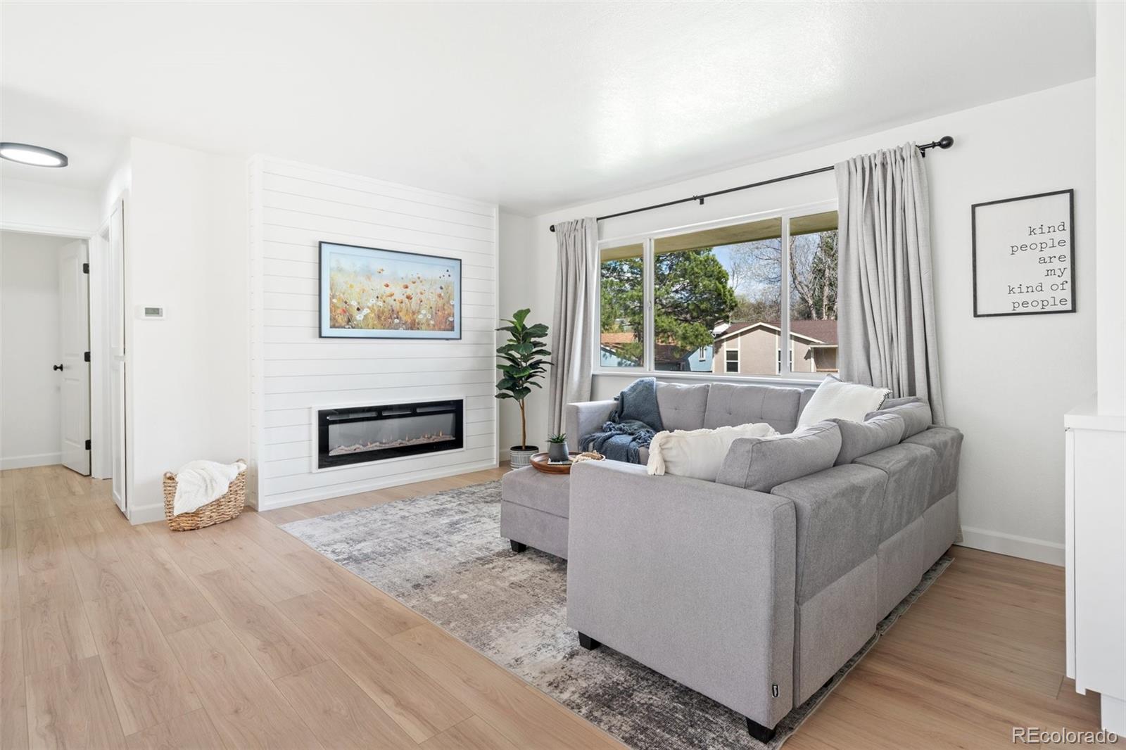 MLS Image #4 for 3135  raindrop drive,colorado springs, Colorado