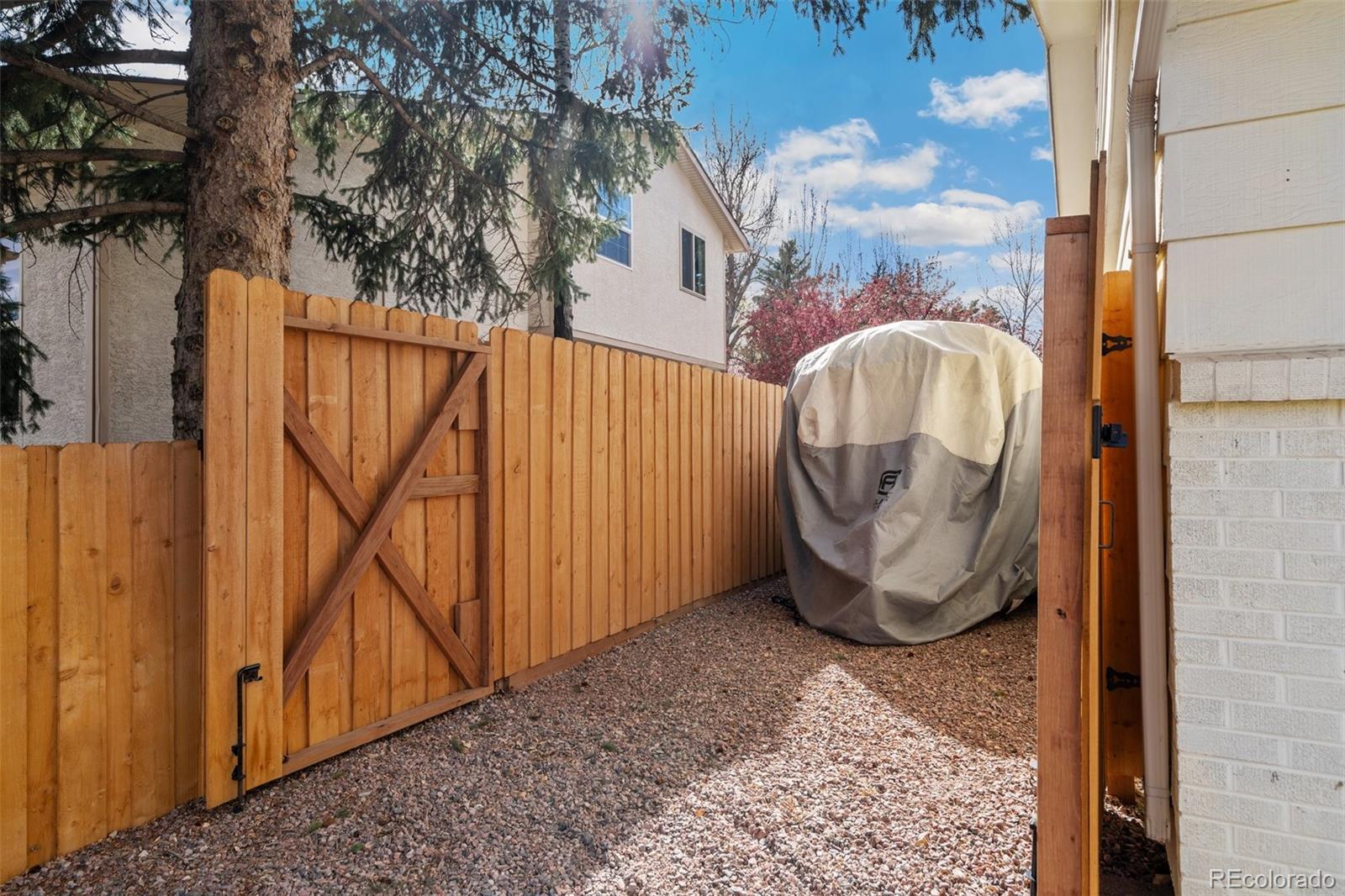 MLS Image #46 for 3135  raindrop drive,colorado springs, Colorado
