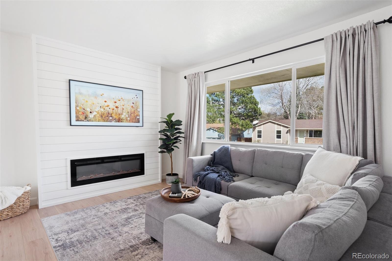MLS Image #5 for 3135  raindrop drive,colorado springs, Colorado