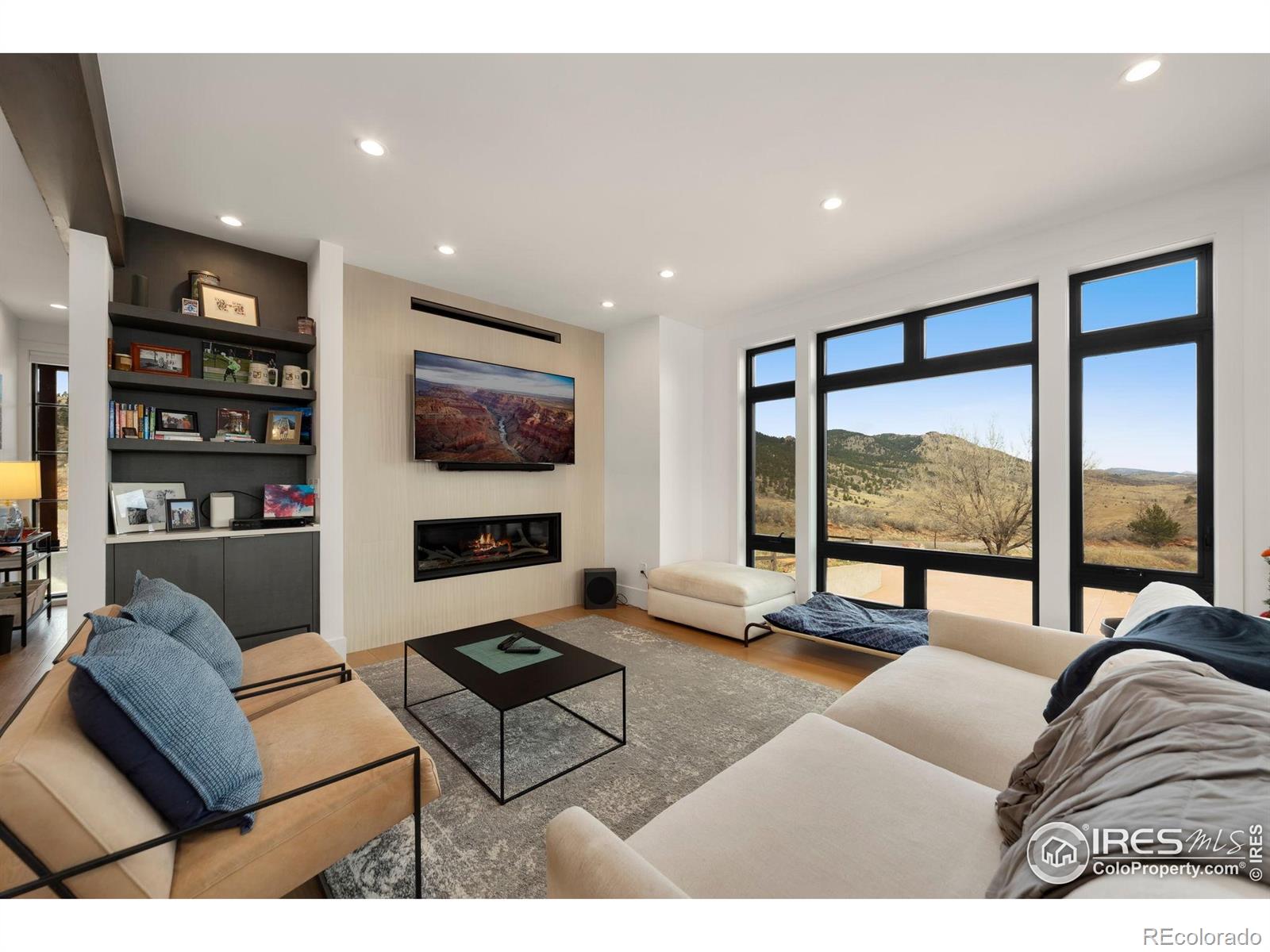 MLS Image #4 for 3396  continental circle,fort collins, Colorado