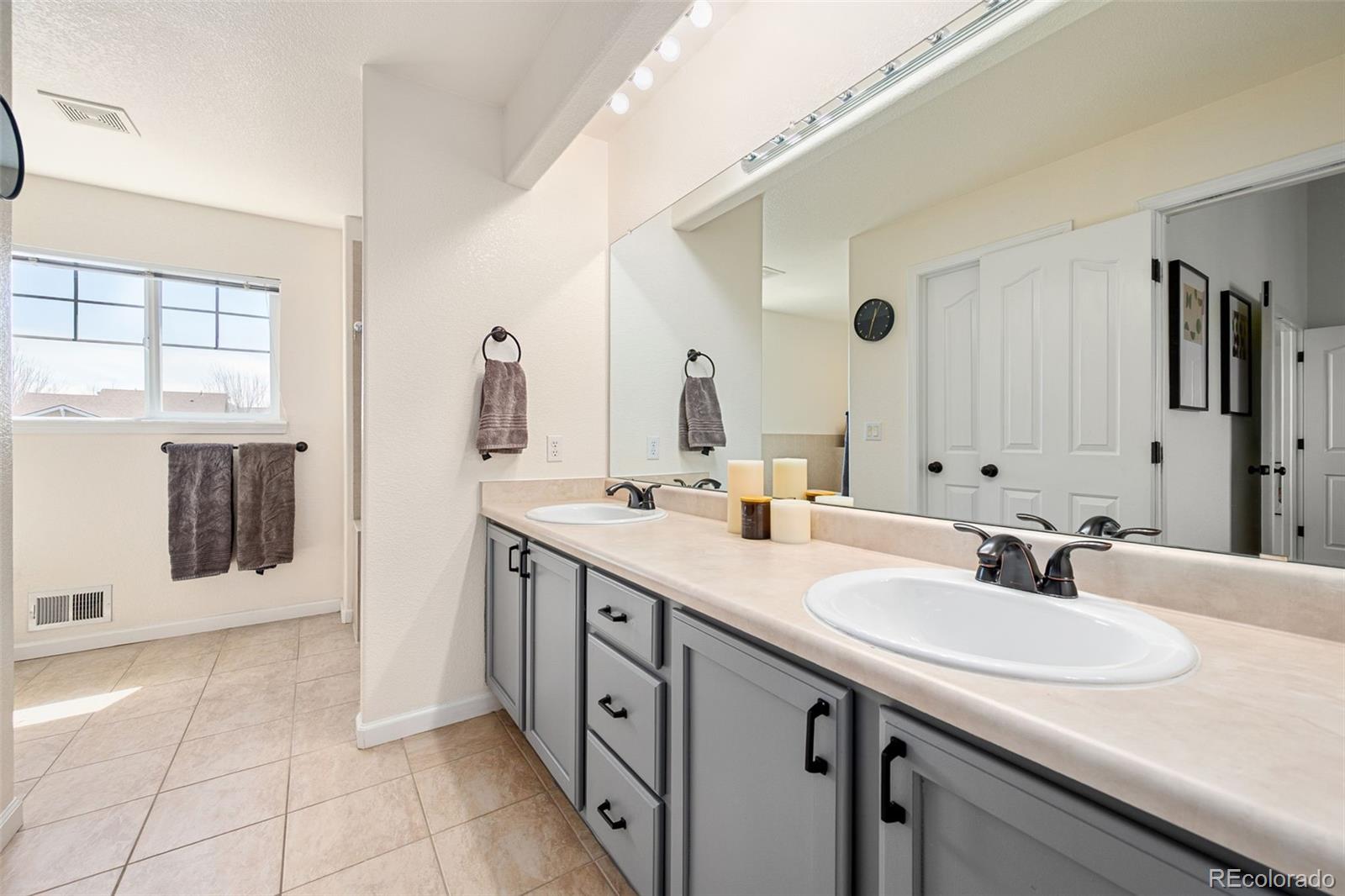 MLS Image #25 for 25362 e indore drive,aurora, Colorado