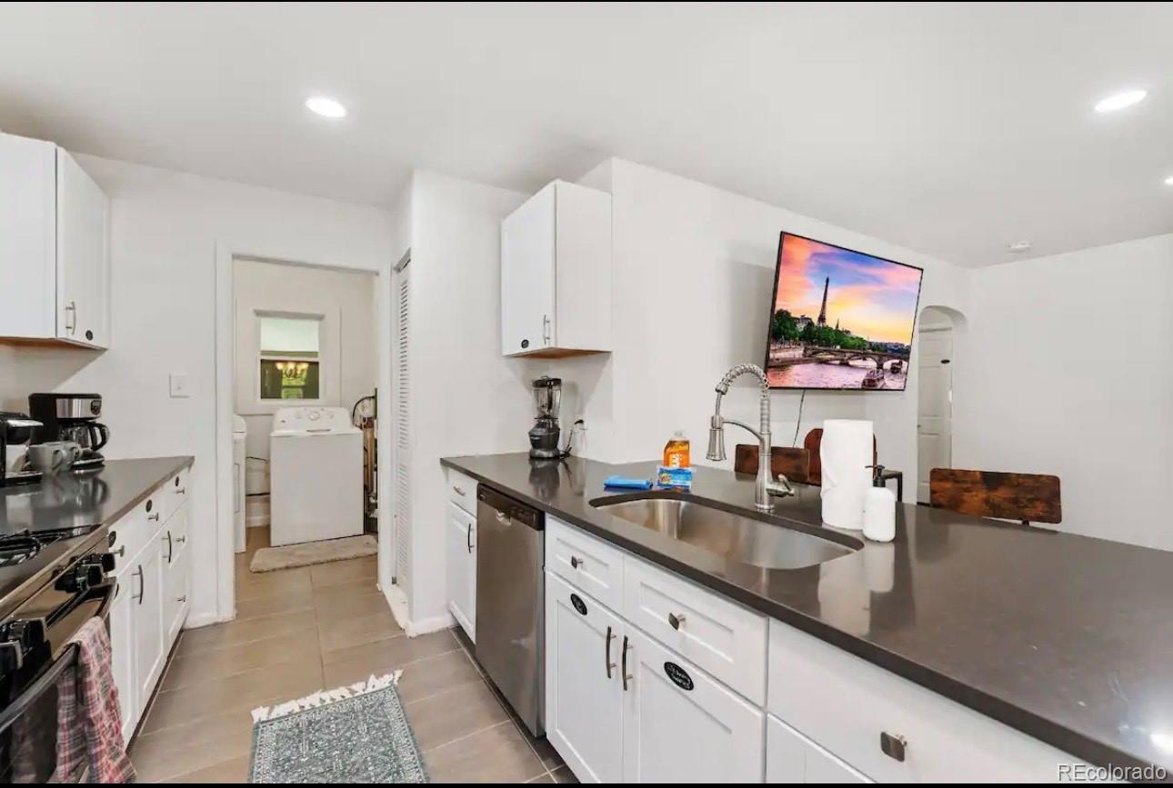 MLS Image #7 for 739 s utica street,denver, Colorado