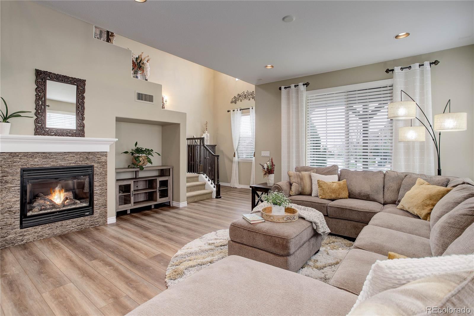 MLS Image #4 for 9592  firenze way,highlands ranch, Colorado