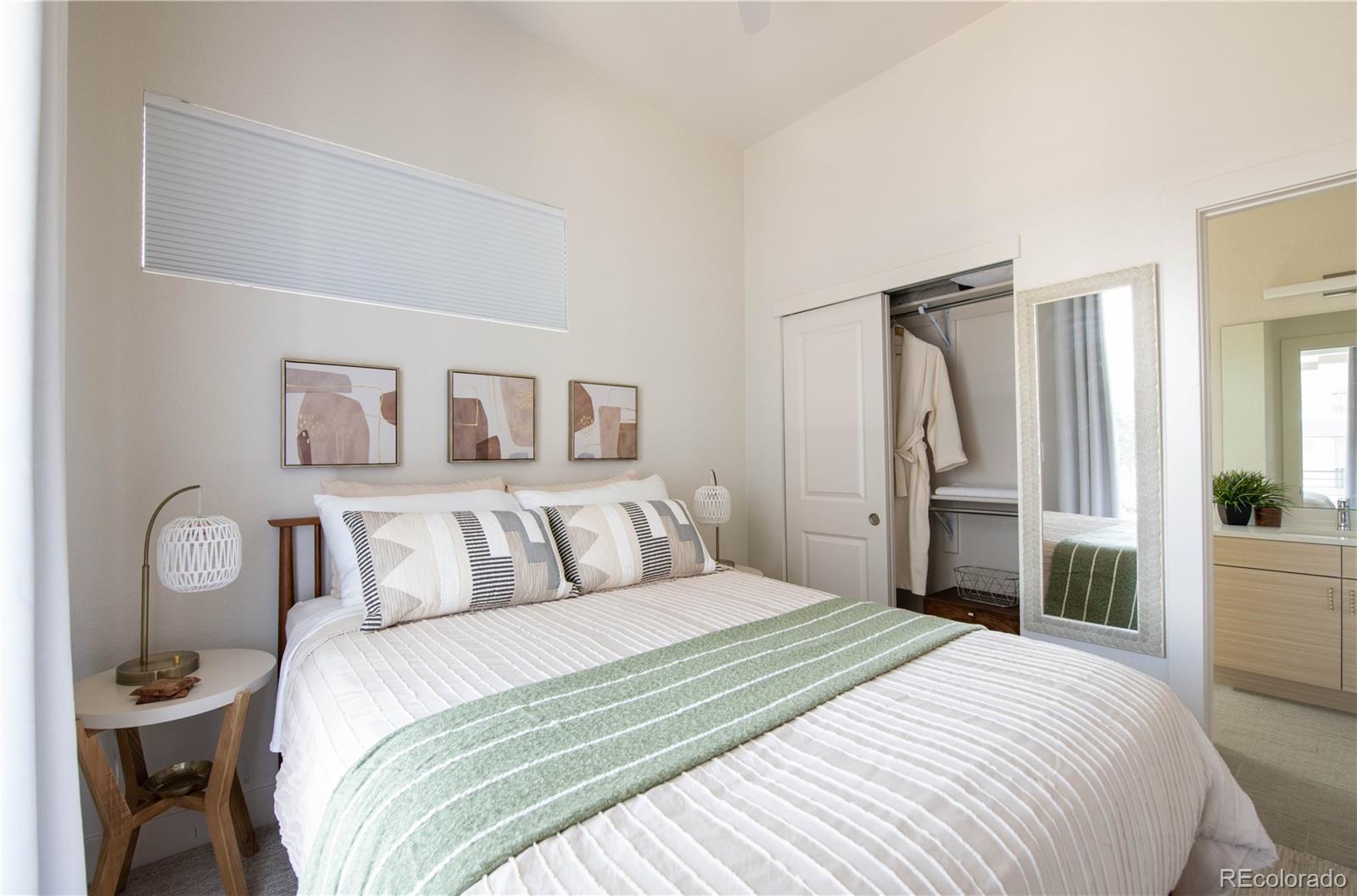 MLS Image #25 for 2197 s clermont street,denver, Colorado