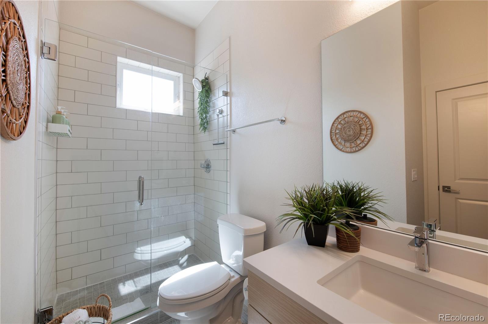 MLS Image #28 for 2197 s clermont street,denver, Colorado