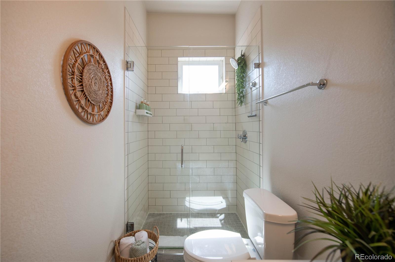 MLS Image #29 for 2197 s clermont street,denver, Colorado