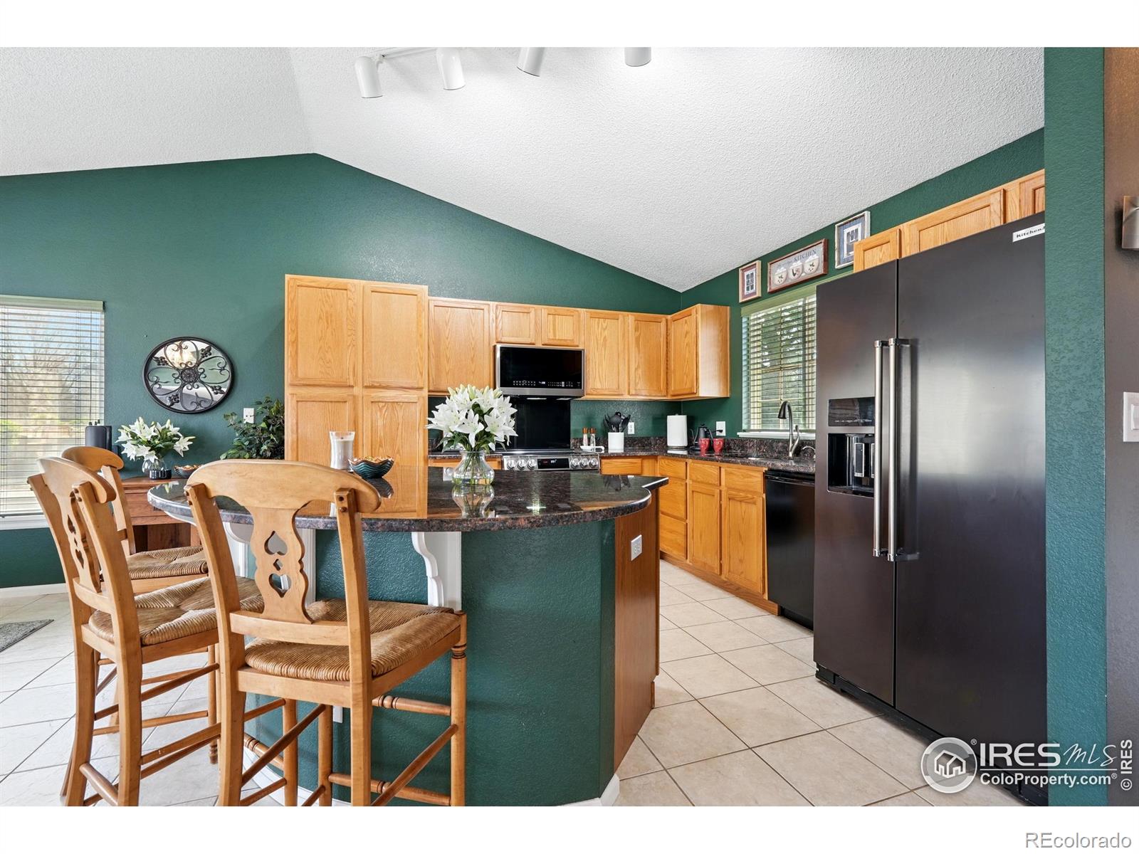 MLS Image #9 for 407  simmons street,erie, Colorado