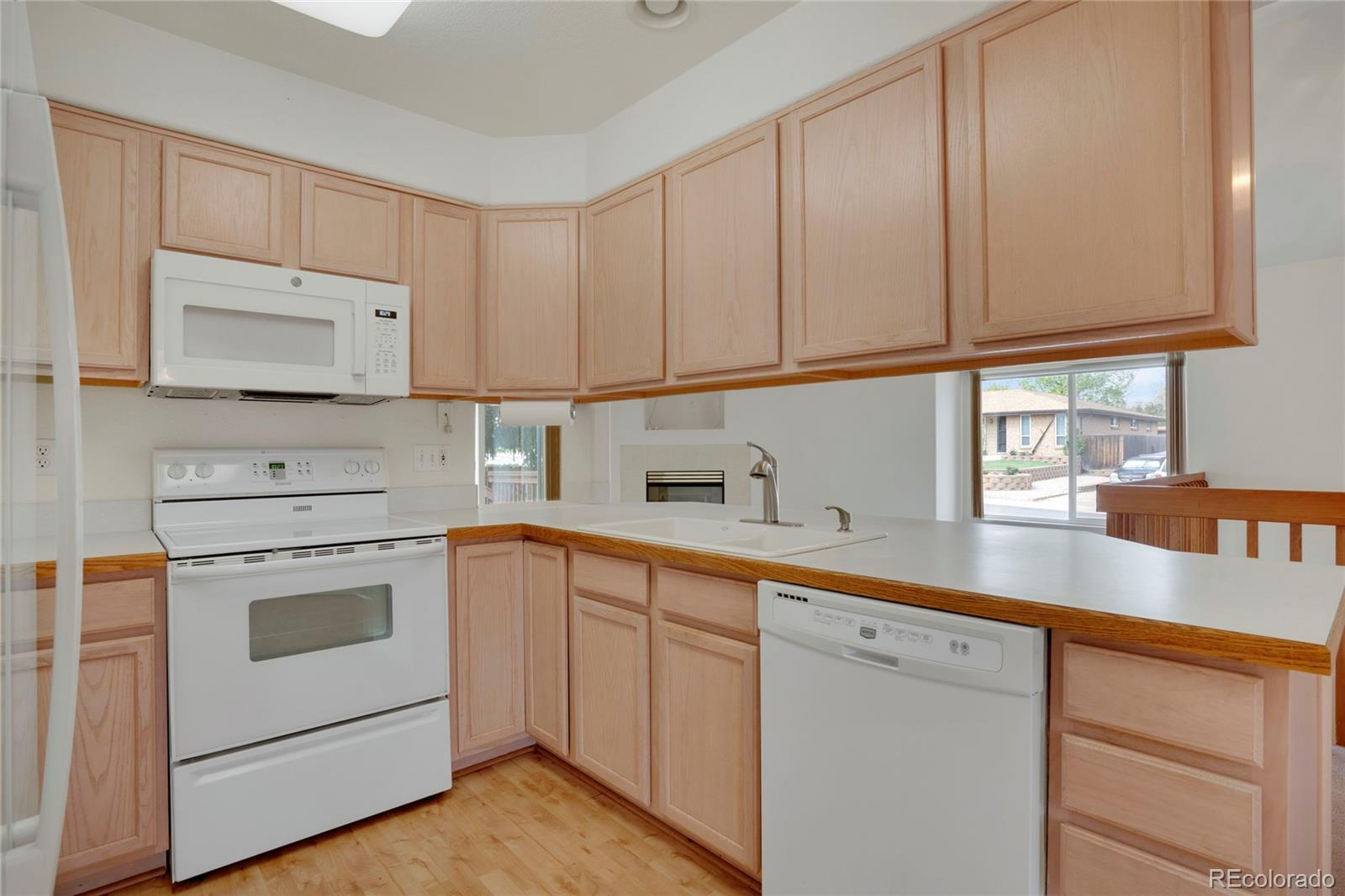 MLS Image #5 for 1972 s carr street ,lakewood, Colorado