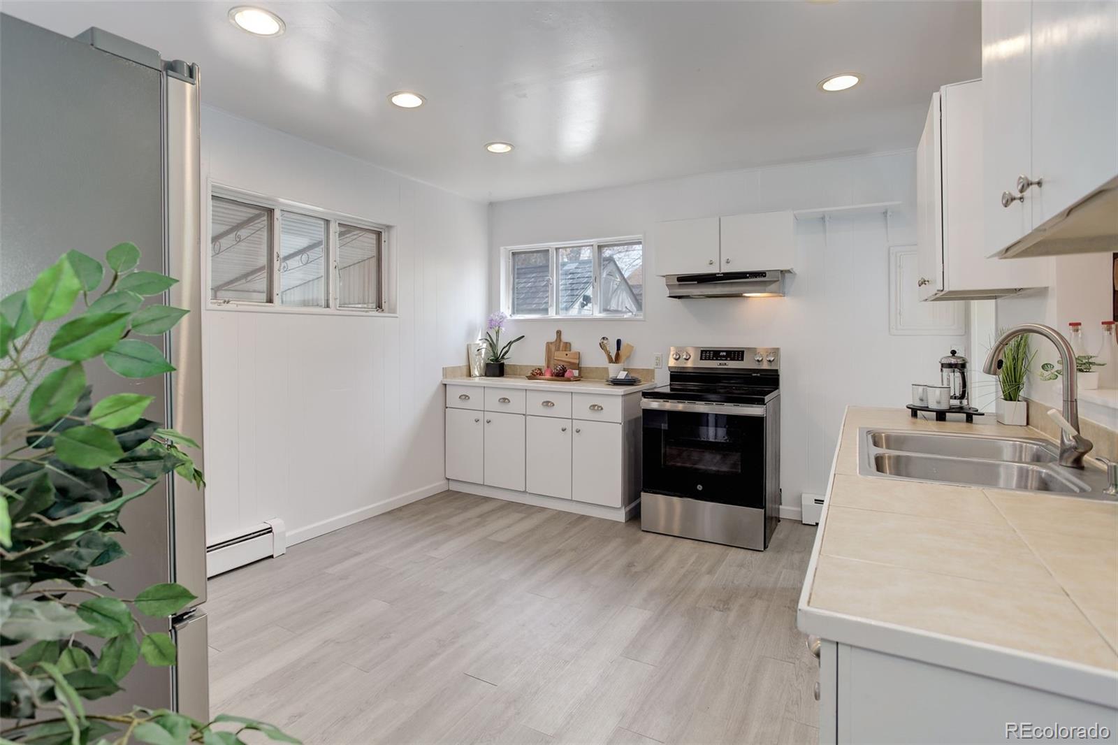 MLS Image #14 for 1270  elmira street,aurora, Colorado