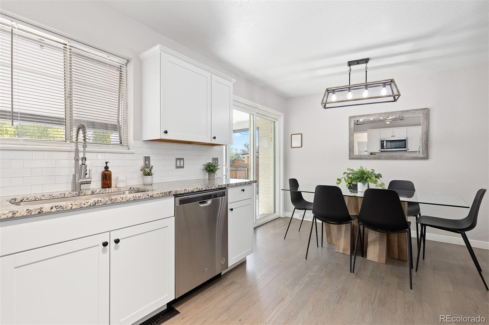 MLS Image #11 for 7670  greenwood boulevard,denver, Colorado