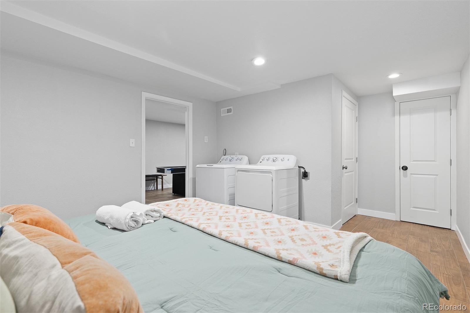 MLS Image #22 for 7670  greenwood boulevard,denver, Colorado