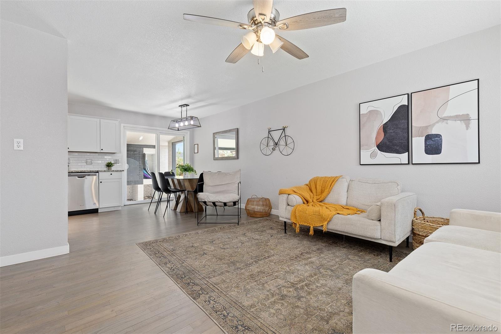 MLS Image #4 for 7670  greenwood boulevard,denver, Colorado