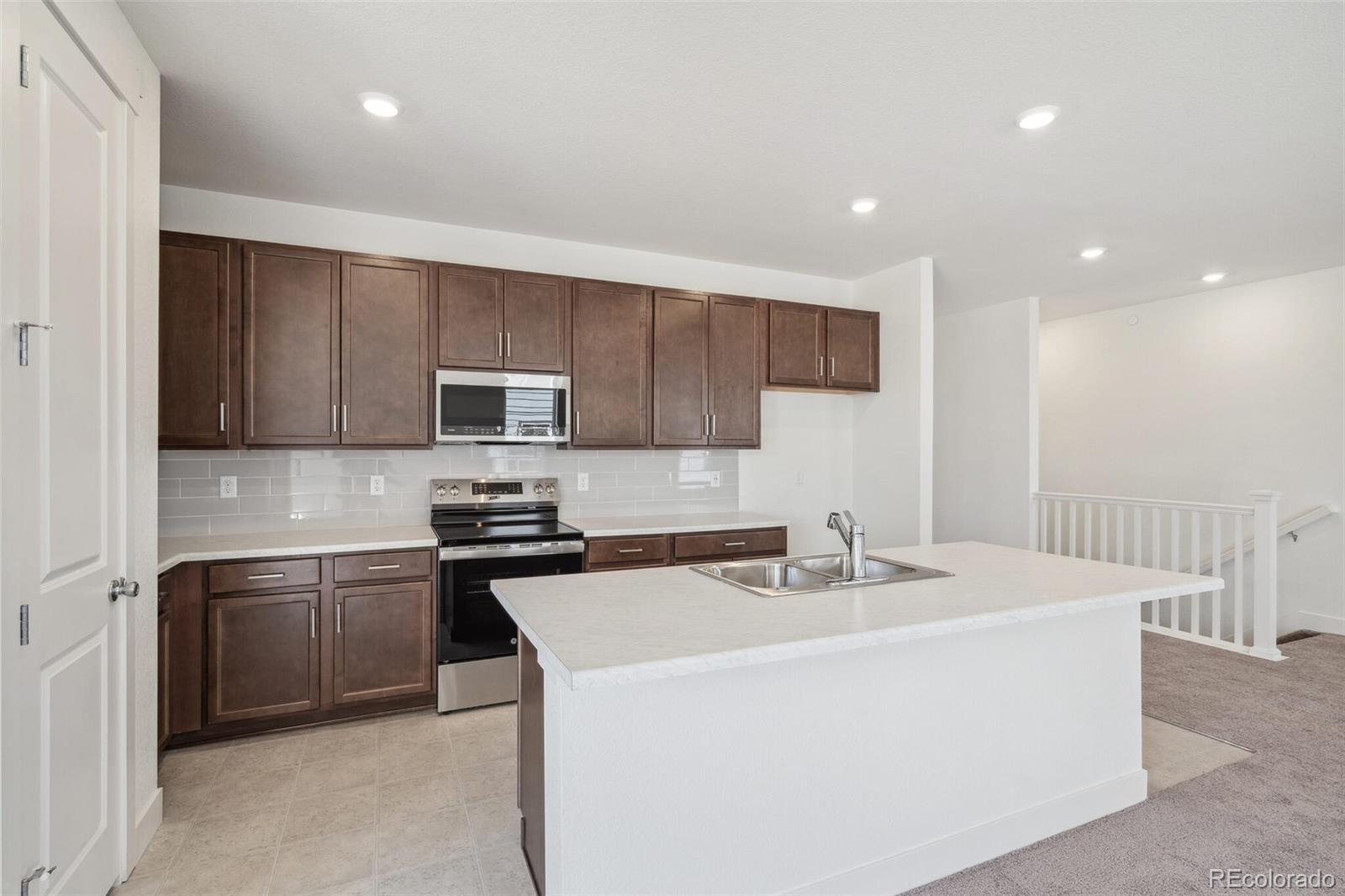 MLS Image #13 for 9314  biscay street,commerce city, Colorado