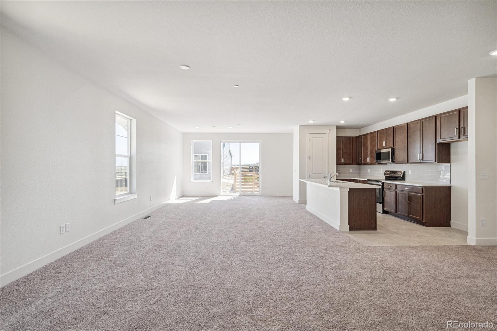 MLS Image #4 for 9314  biscay street,commerce city, Colorado