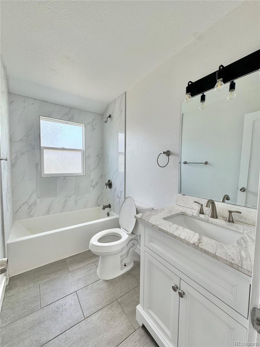 MLS Image #11 for 1100 n hanover street,aurora, Colorado