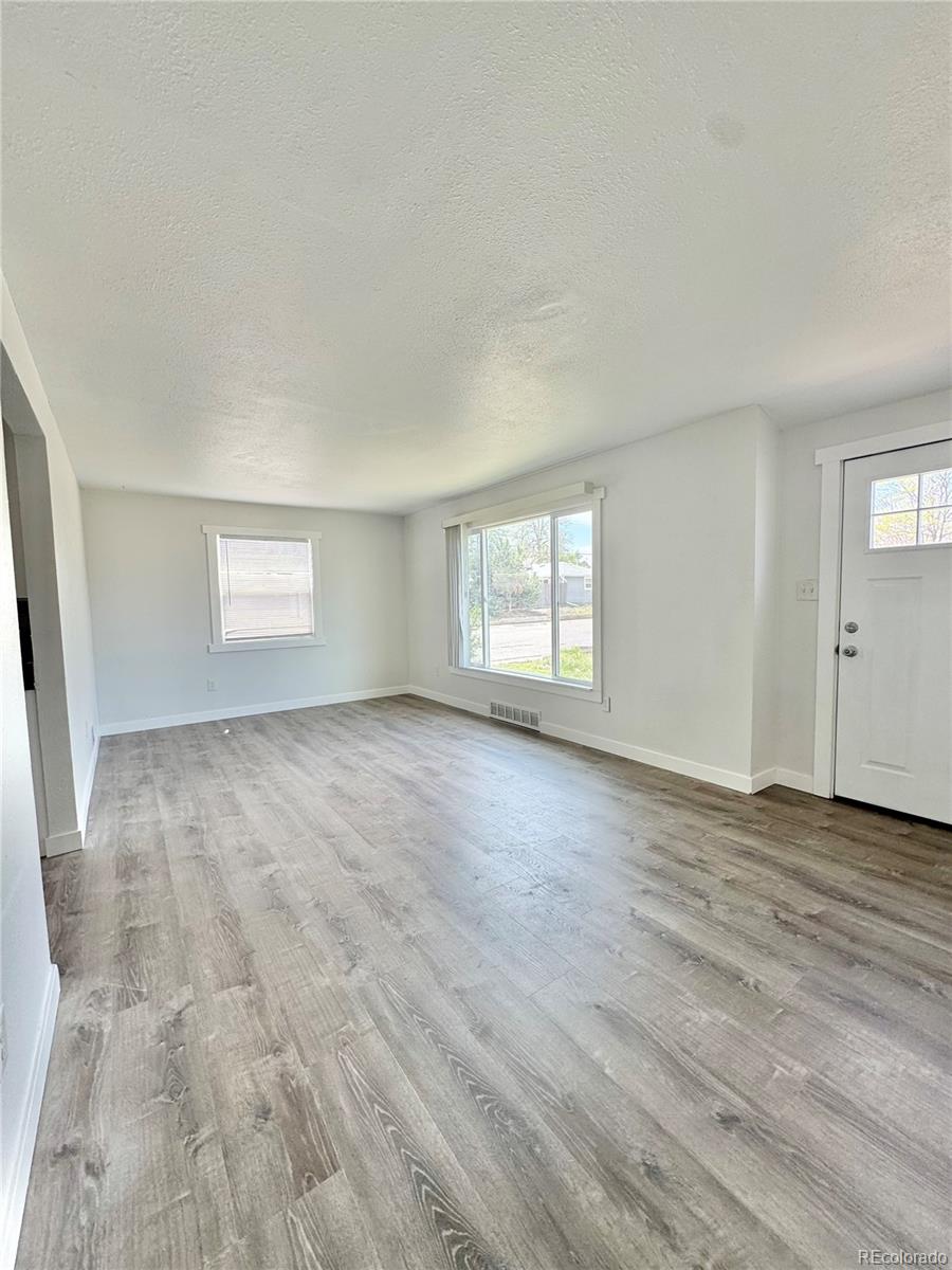 MLS Image #6 for 1100 n hanover street,aurora, Colorado