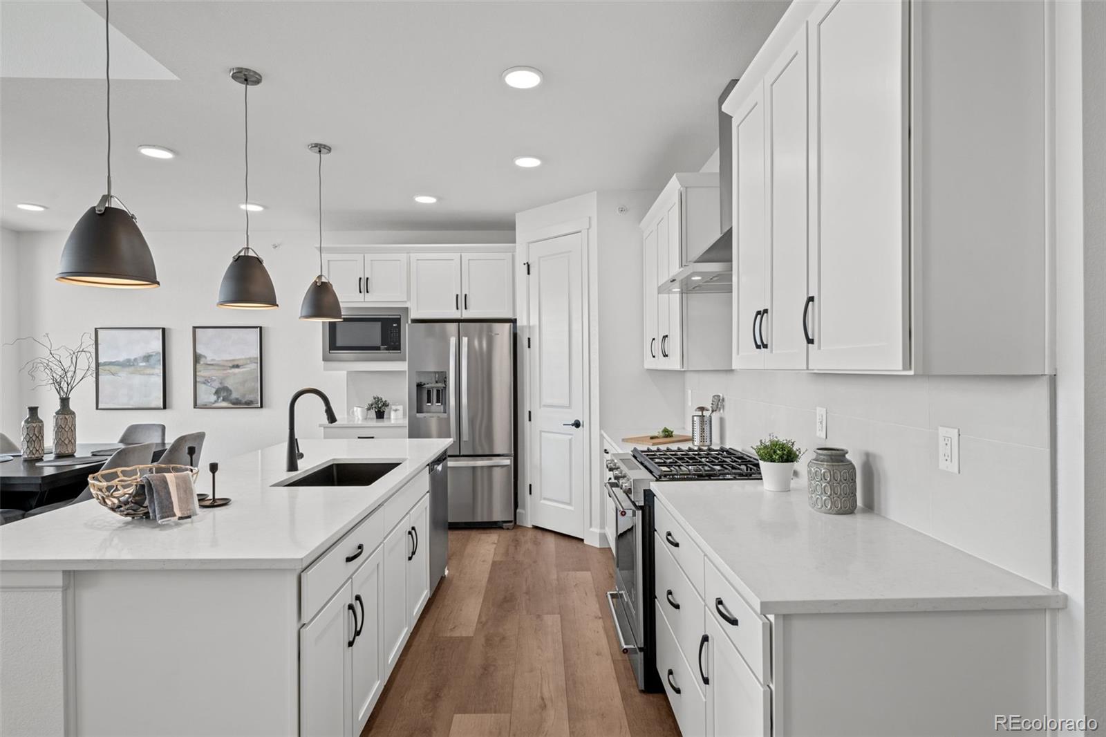 MLS Image #5 for 8242 s pierson street,littleton, Colorado