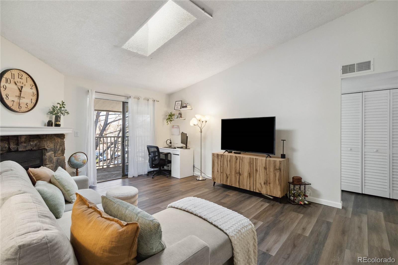 MLS Image #2 for 18391 e kepner place,aurora, Colorado