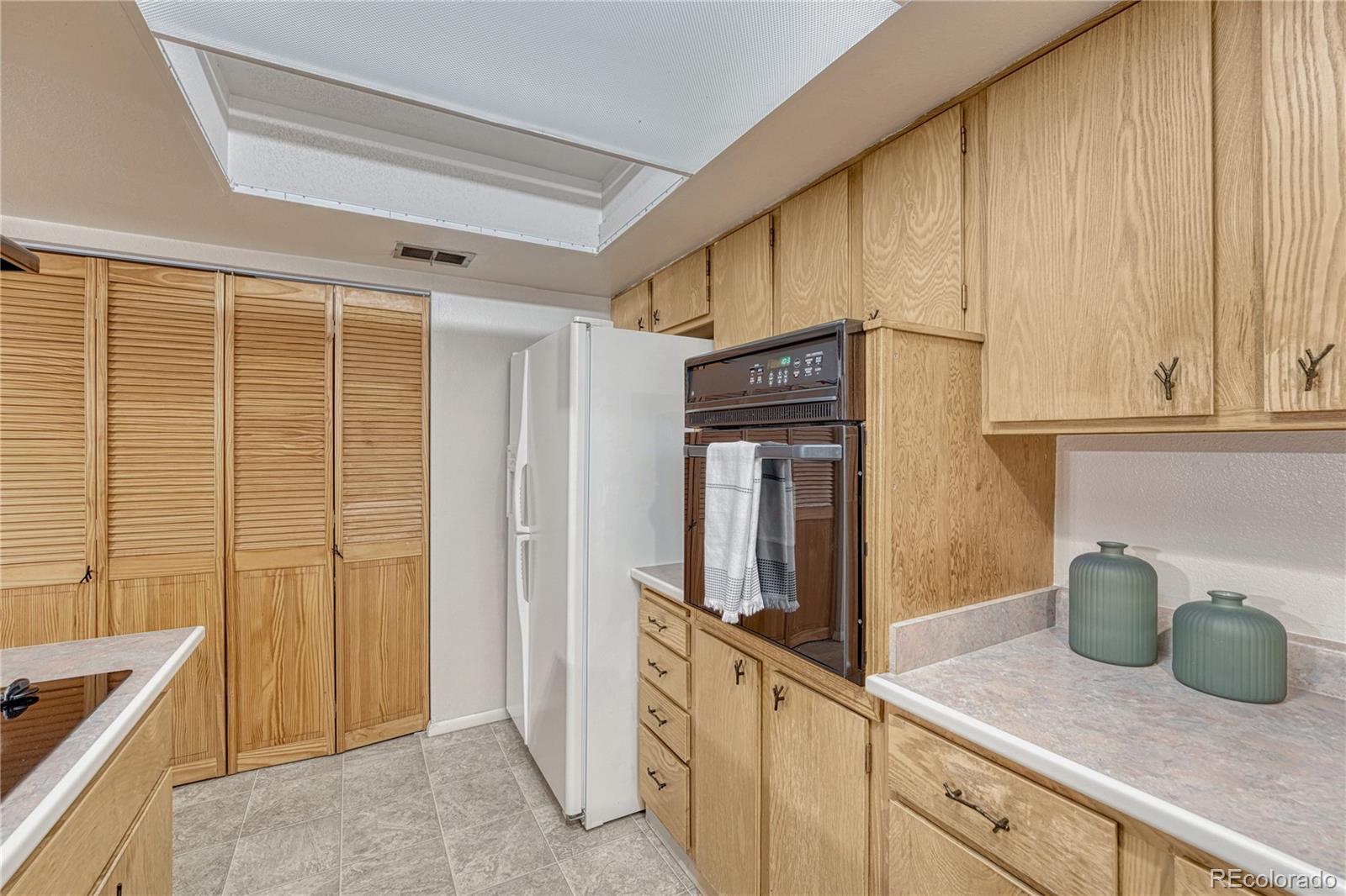 MLS Image #18 for 544 s xenon court,lakewood, Colorado