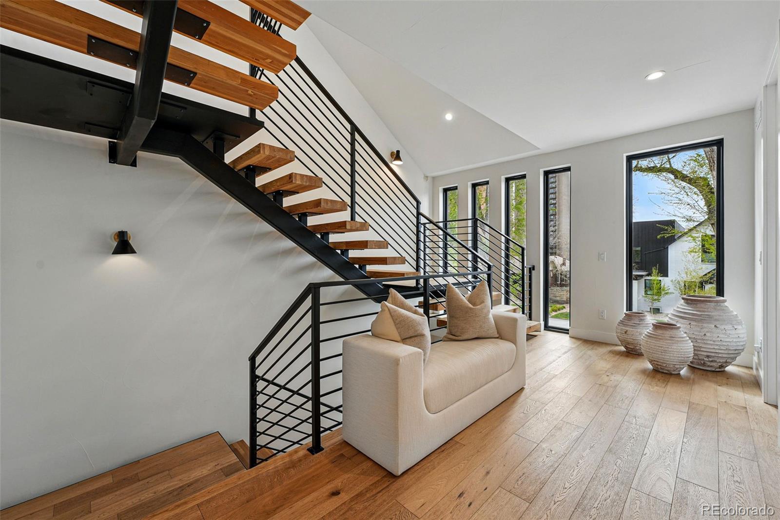 MLS Image #15 for 380 s humboldt street,denver, Colorado