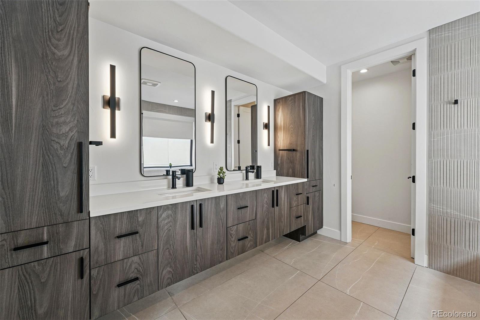 MLS Image #20 for 380 s humboldt street,denver, Colorado