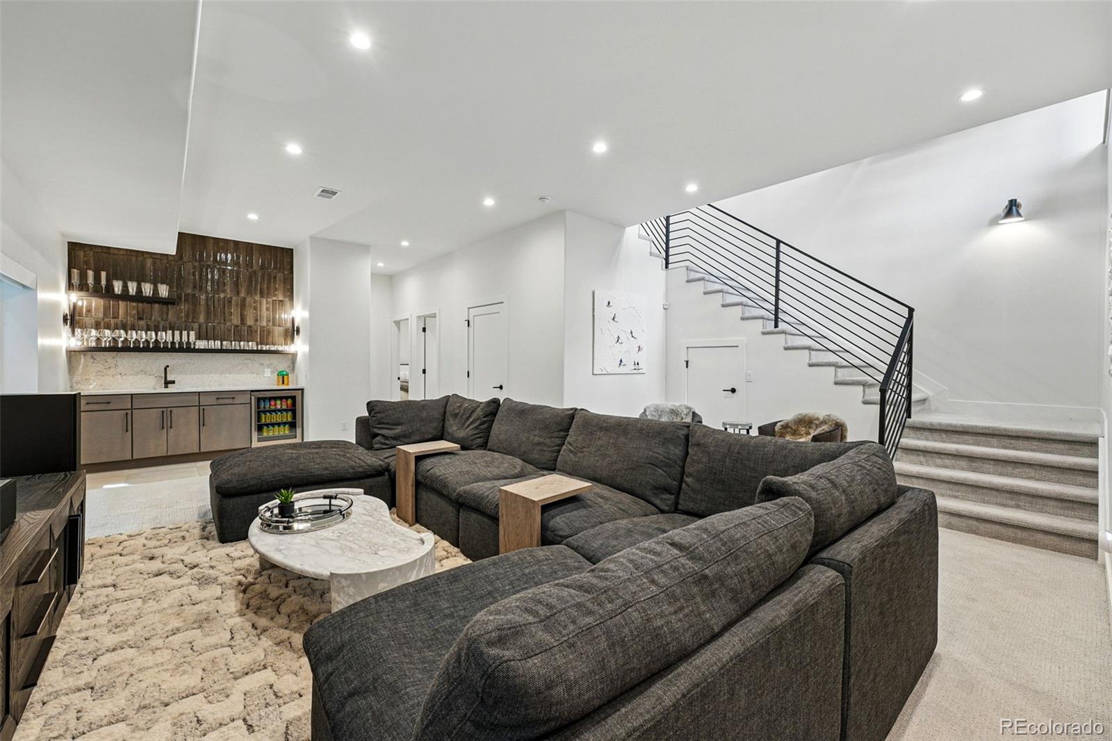 MLS Image #31 for 380 s humboldt street,denver, Colorado