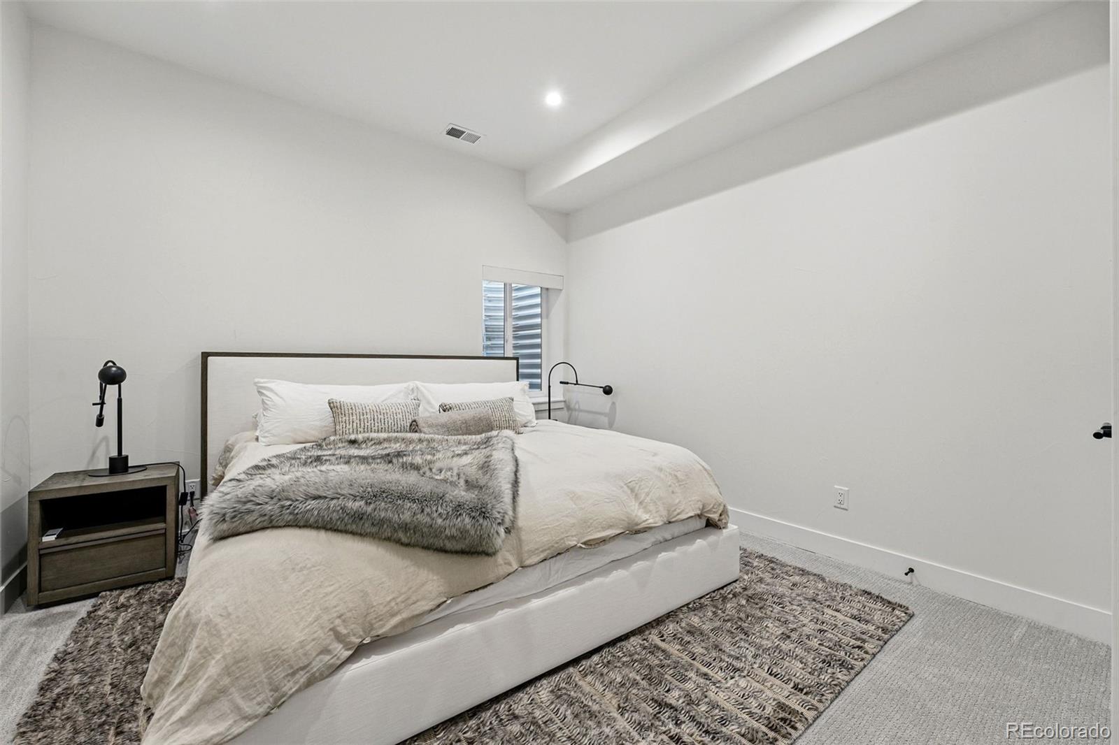 MLS Image #33 for 380 s humboldt street,denver, Colorado