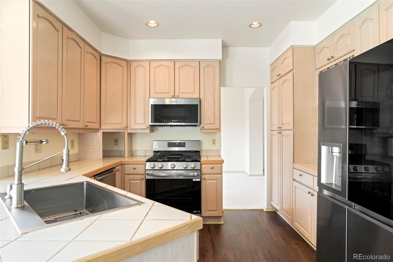 MLS Image #5 for 14084 e hampden place,aurora, Colorado
