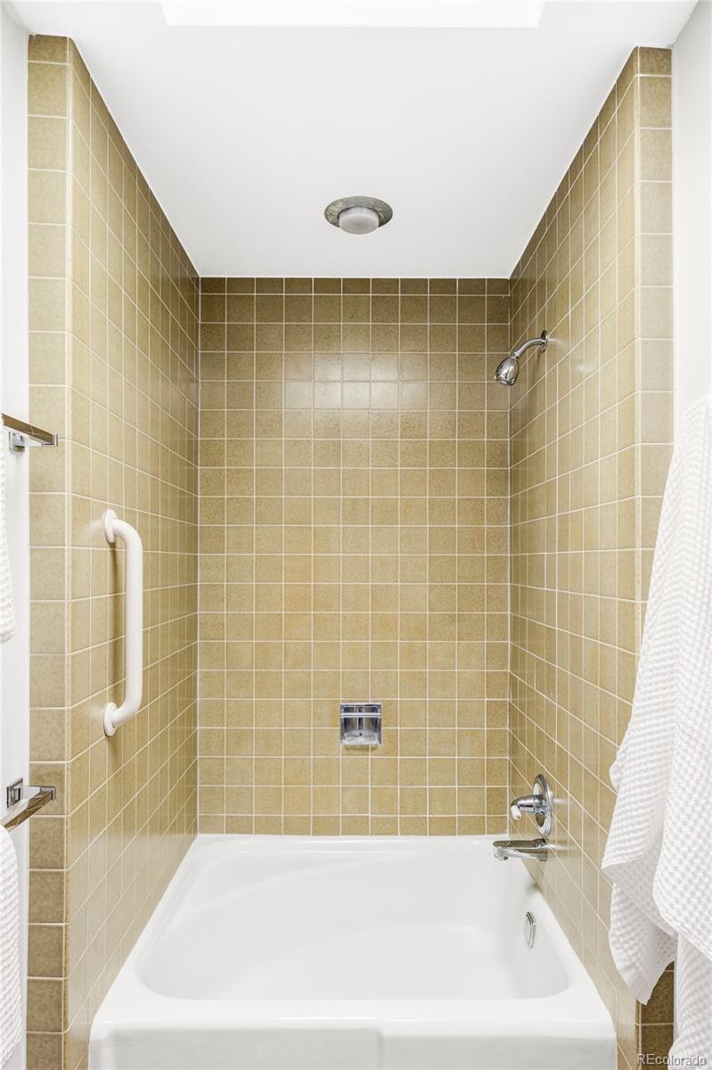 MLS Image #22 for 7170 w 8th place,lakewood, Colorado