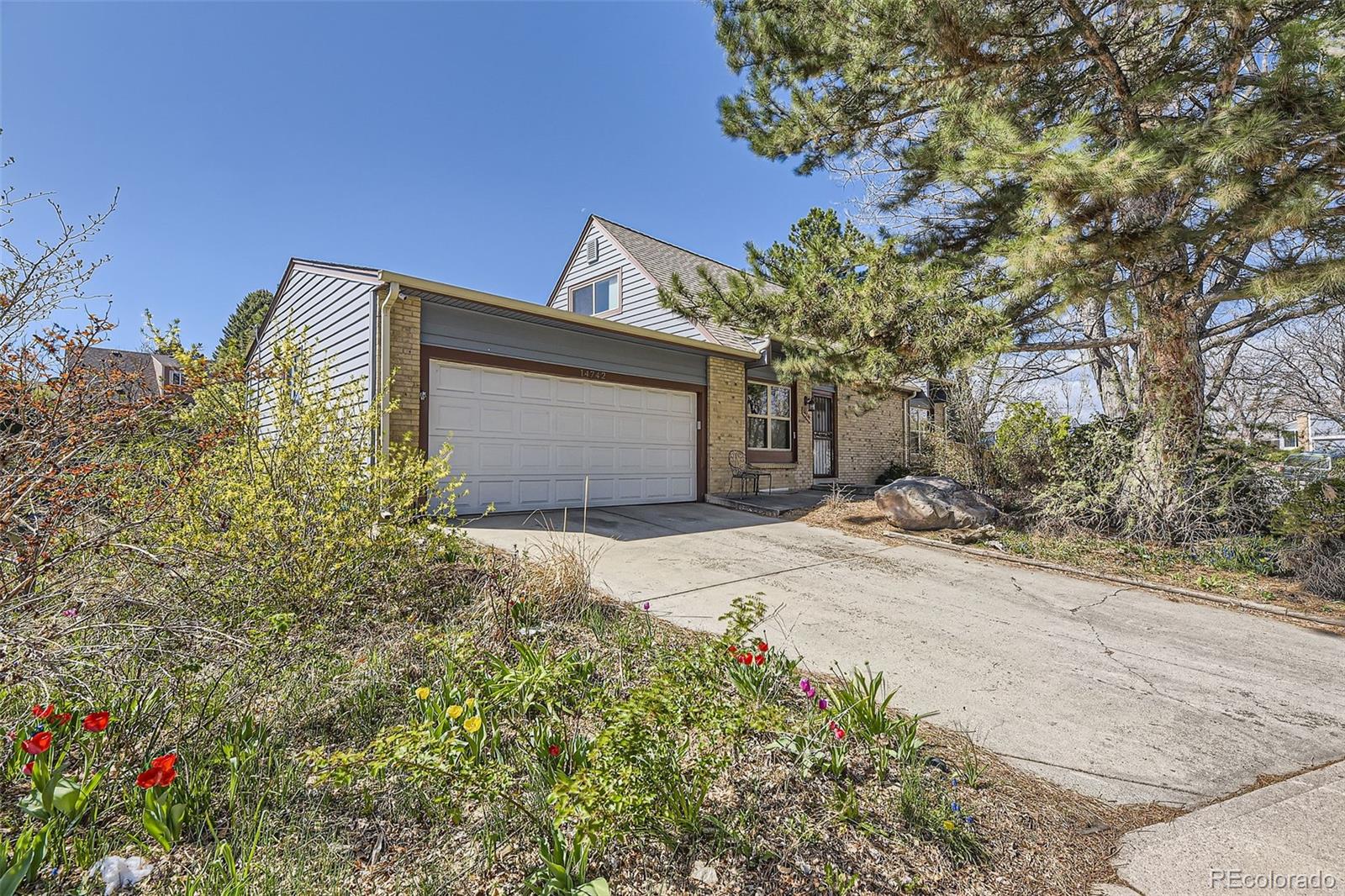 MLS Image #2 for 14742 e radcliff place,aurora, Colorado