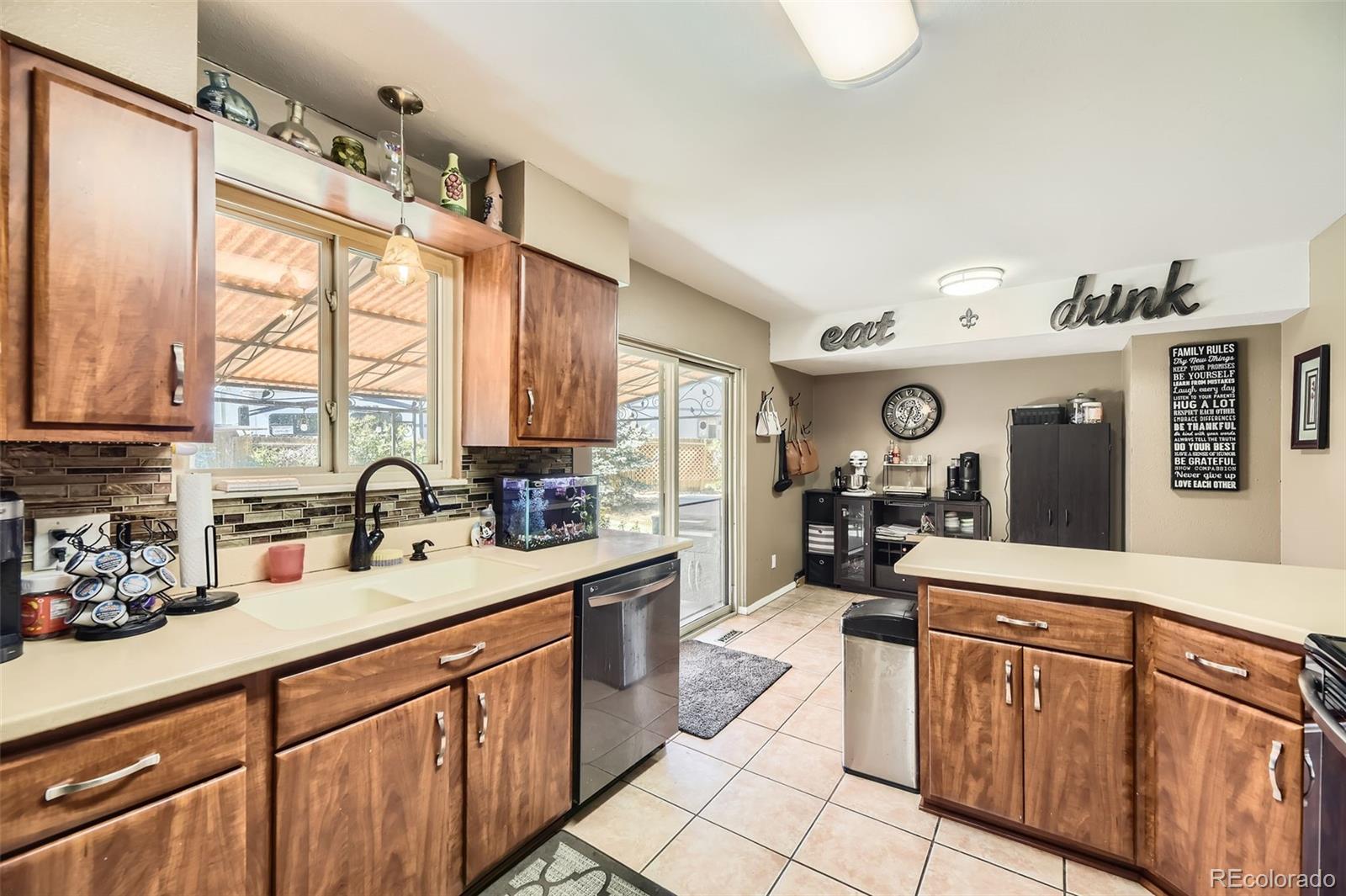 MLS Image #9 for 14742 e radcliff place,aurora, Colorado